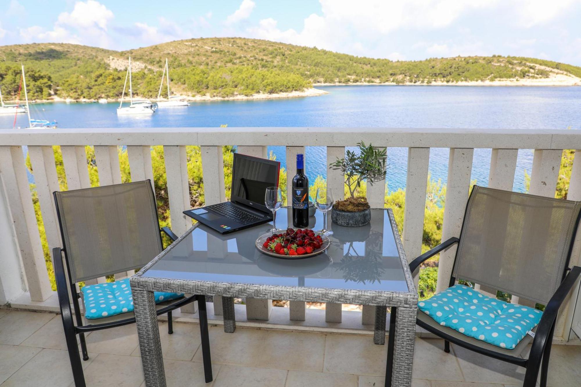 Island Breeze M - Zf Hvar Hvar Town Exterior photo